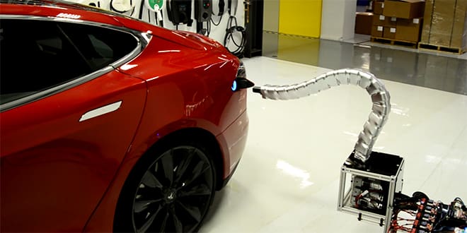 Tesla शोरूम भारत