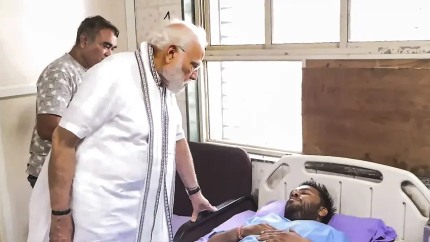 PM Modi Visits Ahmedabad Plane Crash Site: प्रधानमंत्री का त्वरित दौरा, त्रासदी के बाद लिए 4 बड़े फैसले